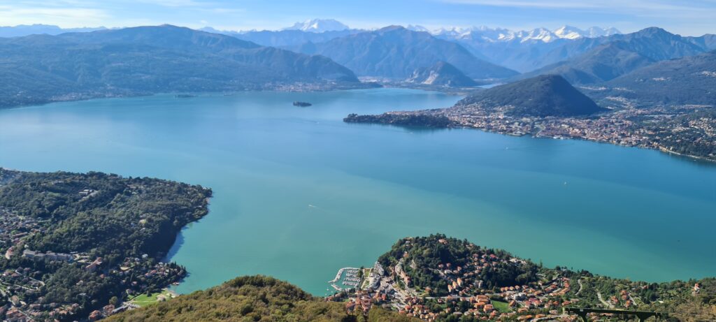 Sasso del Ferro Ferienwohnung direkt am See Lago Maggiore Ghiffa Appartement billig 4 Personen günstig