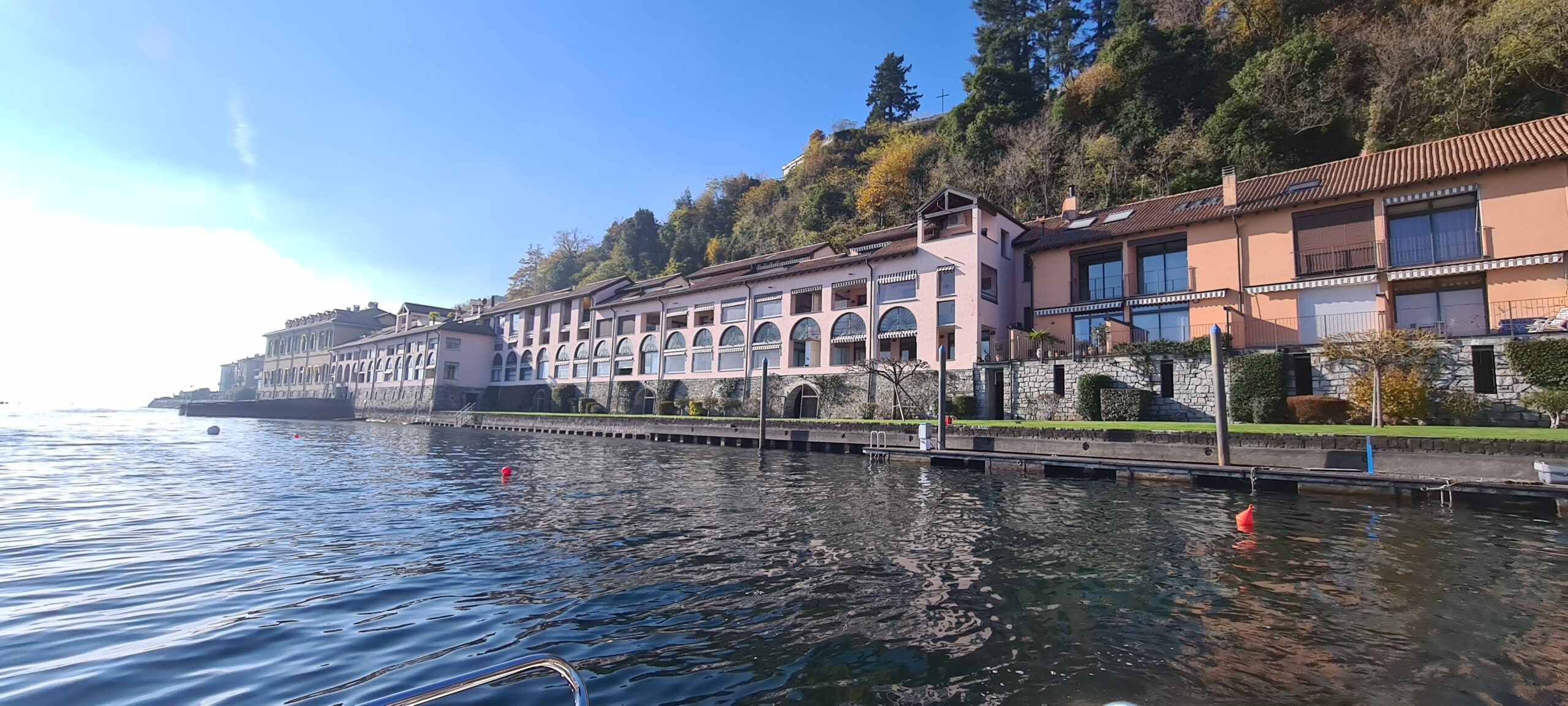 Liegenschaft Panizza Ferienwohnung direkt am See Lago Maggiore Ghiffa Appartement billig 4 Personen günstig