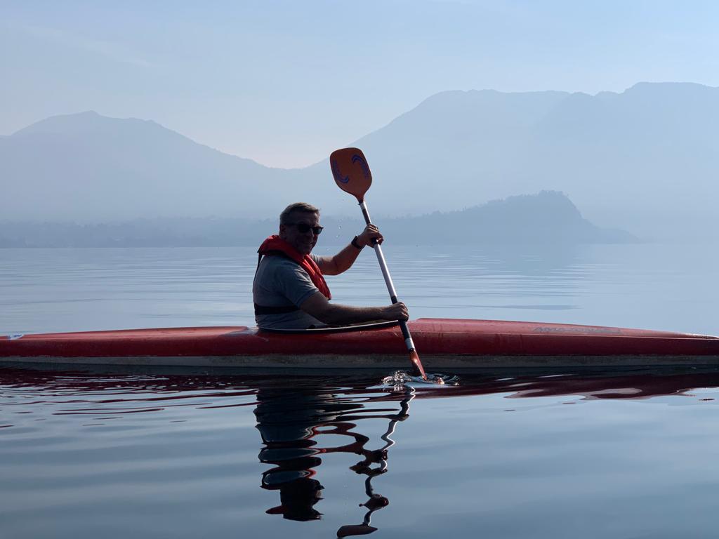 Kajakfahren Ferienwohnung direkt am See Lago Maggiore Ghiffa Appartement billig 4 Personen günstig